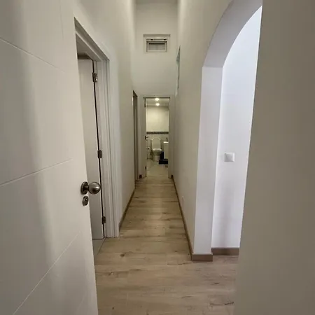 アパート Spacious Mouraria Steps From The Castle リスボン